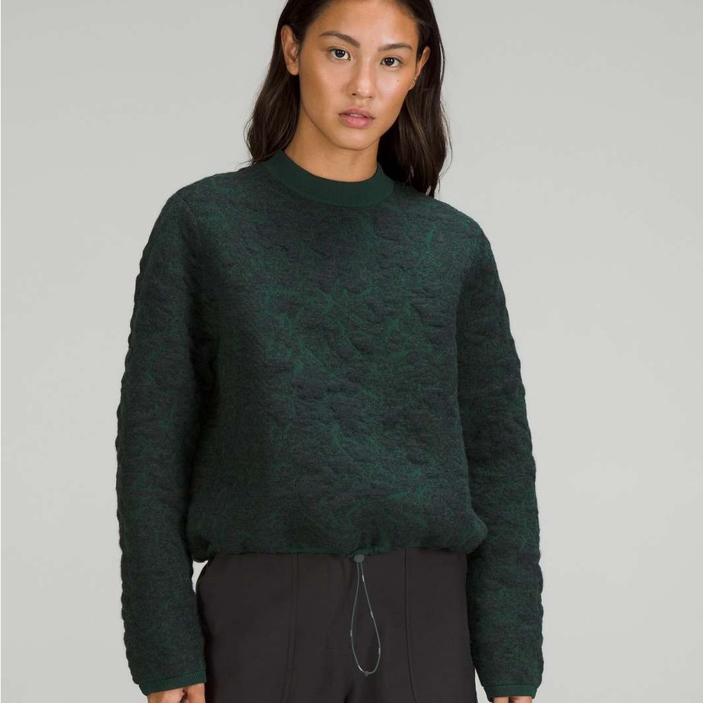Lululemon Jacquard Multi-Texture Crew Neck Sweater
Heathered Smoked Spruce